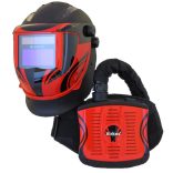 Weltek Navitek hegesztőpajzs oldalablakkal, S4 elektronikával és Airkos PRSL szűrőegységgel 